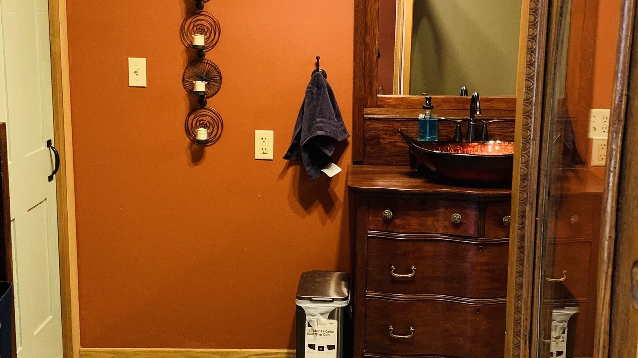 Photo of Bathroom in Scioto Mills