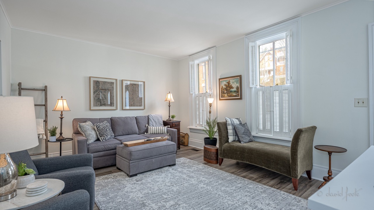 Photo of Livingroom in Galena