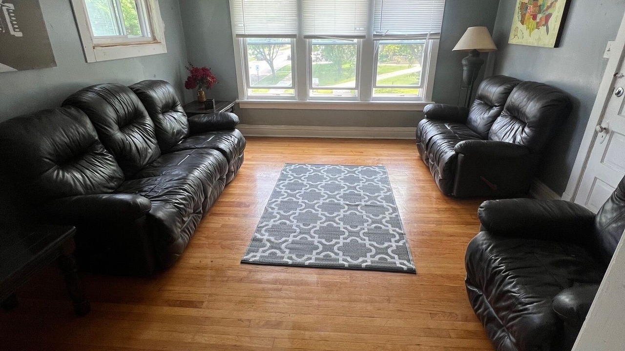 Photo of Livingroom in Blue Island