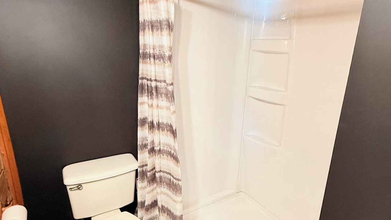 Photo of Bathroom in Hardin County