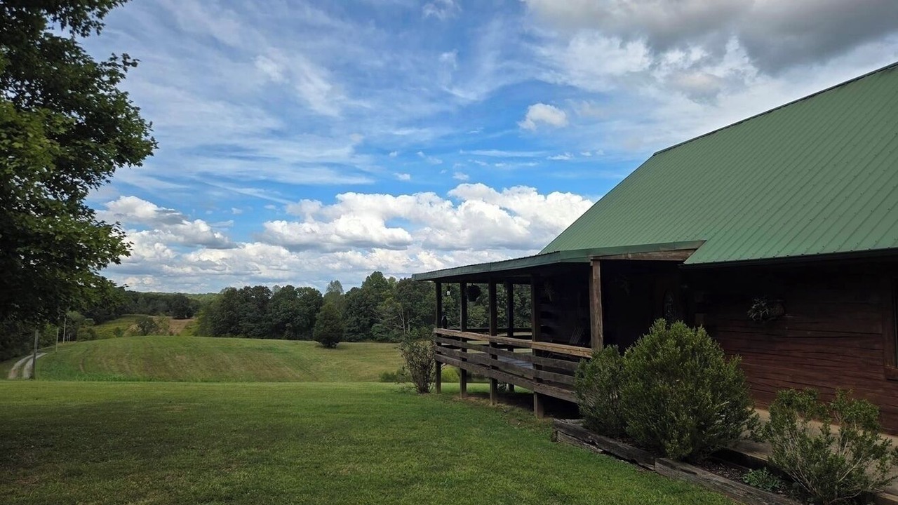 Photo of Patio Balcony in Hardin County