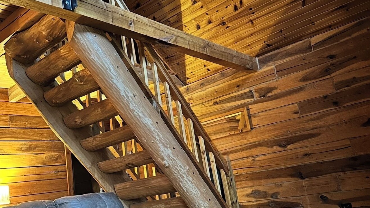 Photo of Livingroom in Hardin County