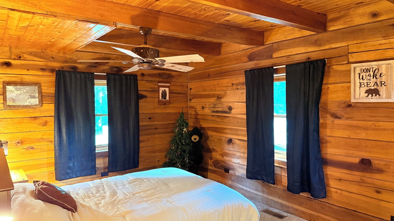 Photo of Bedroom in Hardin County