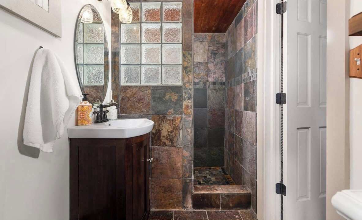 Photo of Bathroom in Geneva