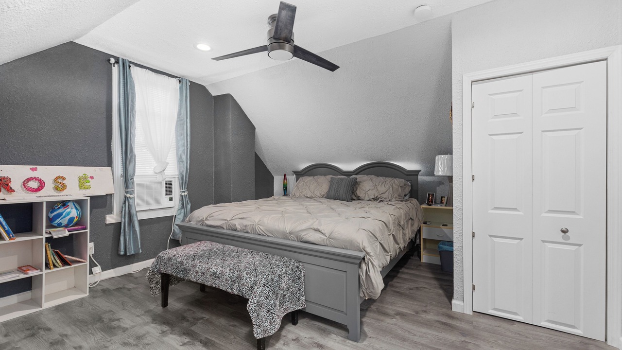 Photo of Bedroom in Belleville