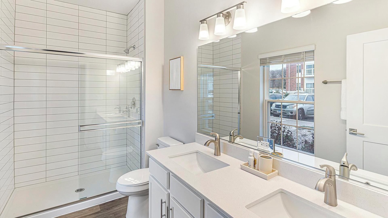 Photo of Bathroom in Willow Springs
