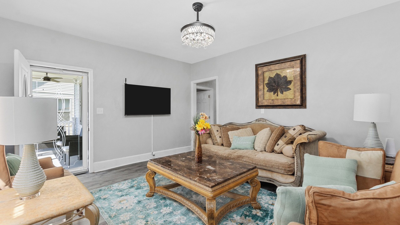 Photo of Livingroom in Belleville