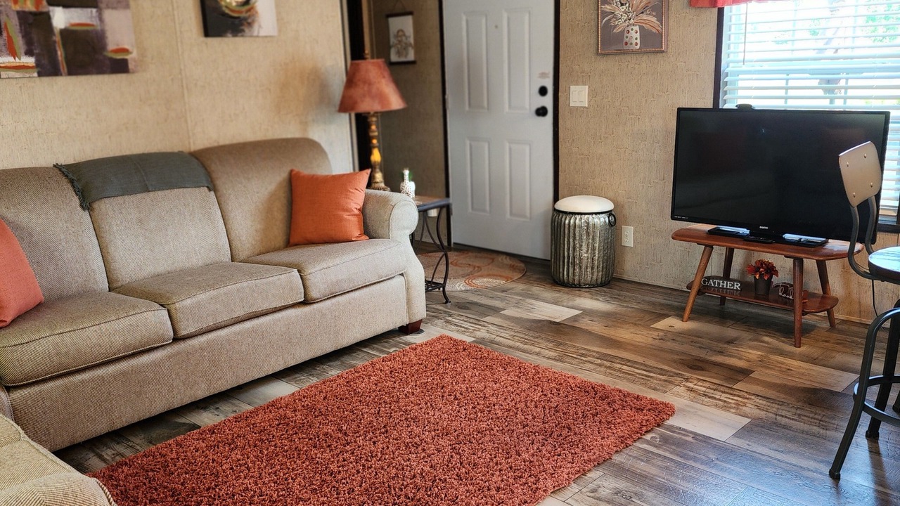 Photo of Livingroom in Lakewood