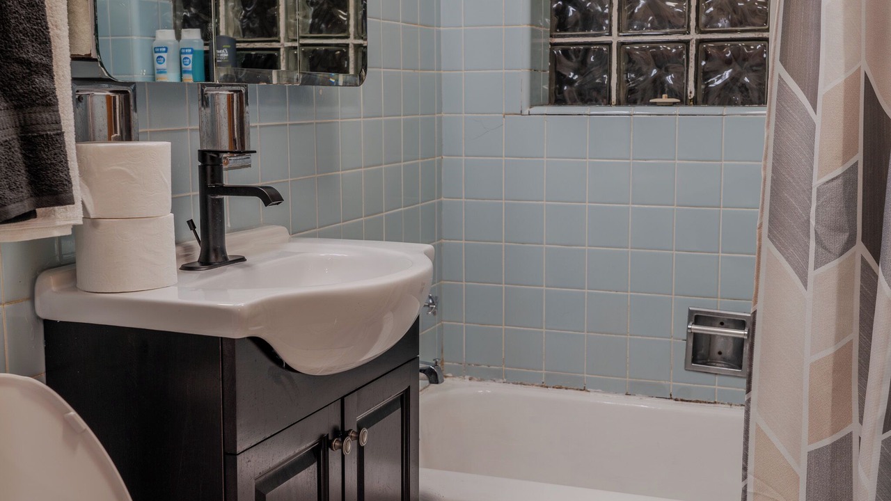 Photo of Bathroom in West Ridge
