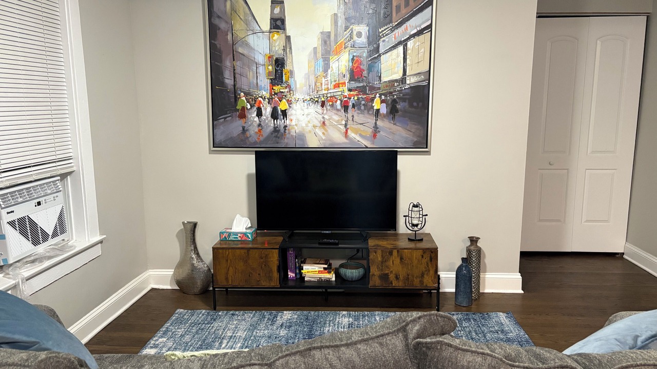 Photo of Livingroom in Rogers Park