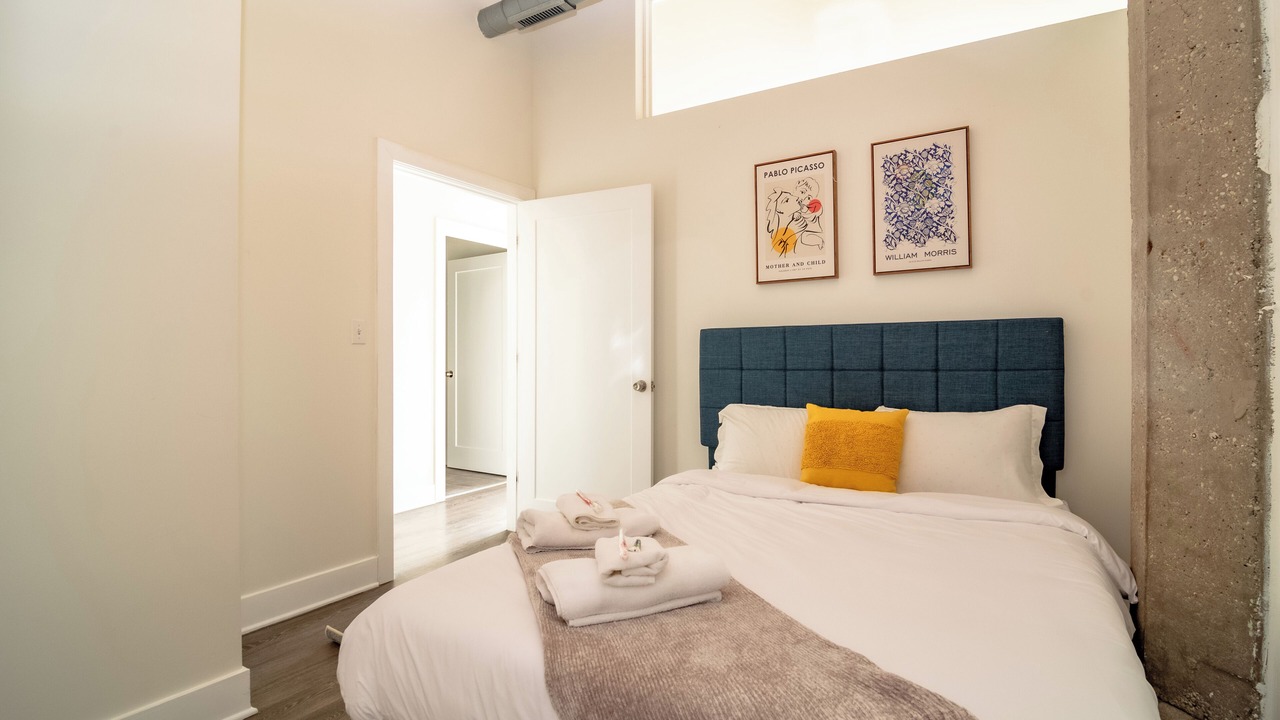 Photo of Bedroom in Near South Side