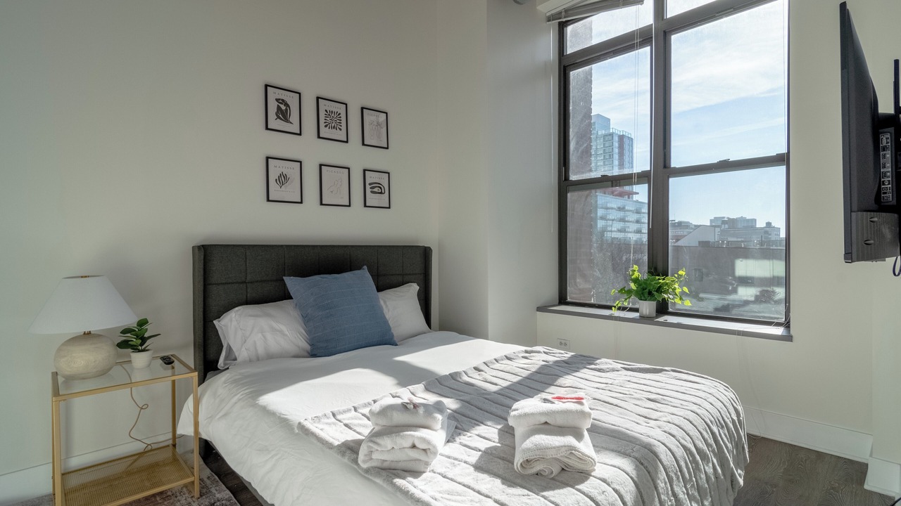 Photo of Bedroom in Near South Side