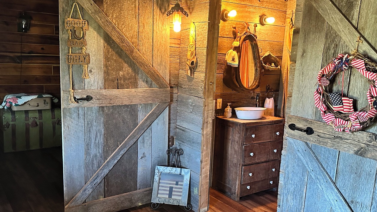Photo of Bathroom in Hardin County