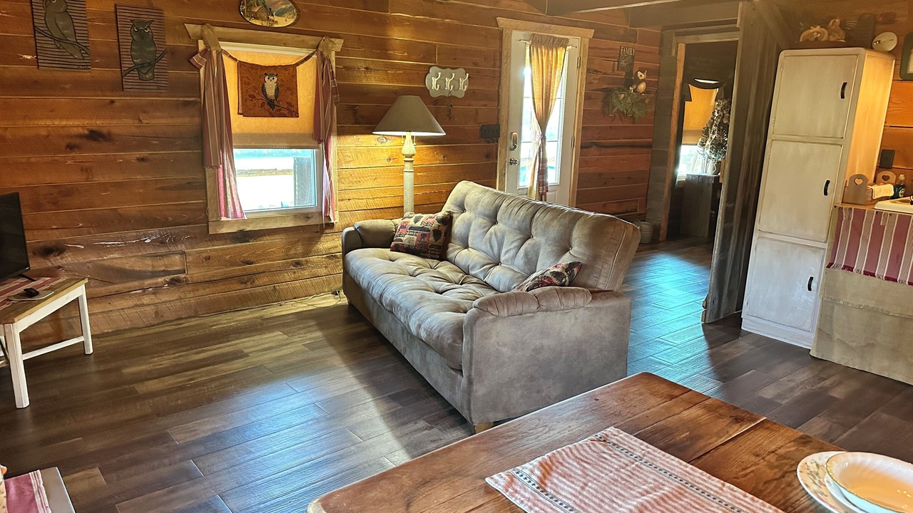 Photo of Livingroom in Hardin County