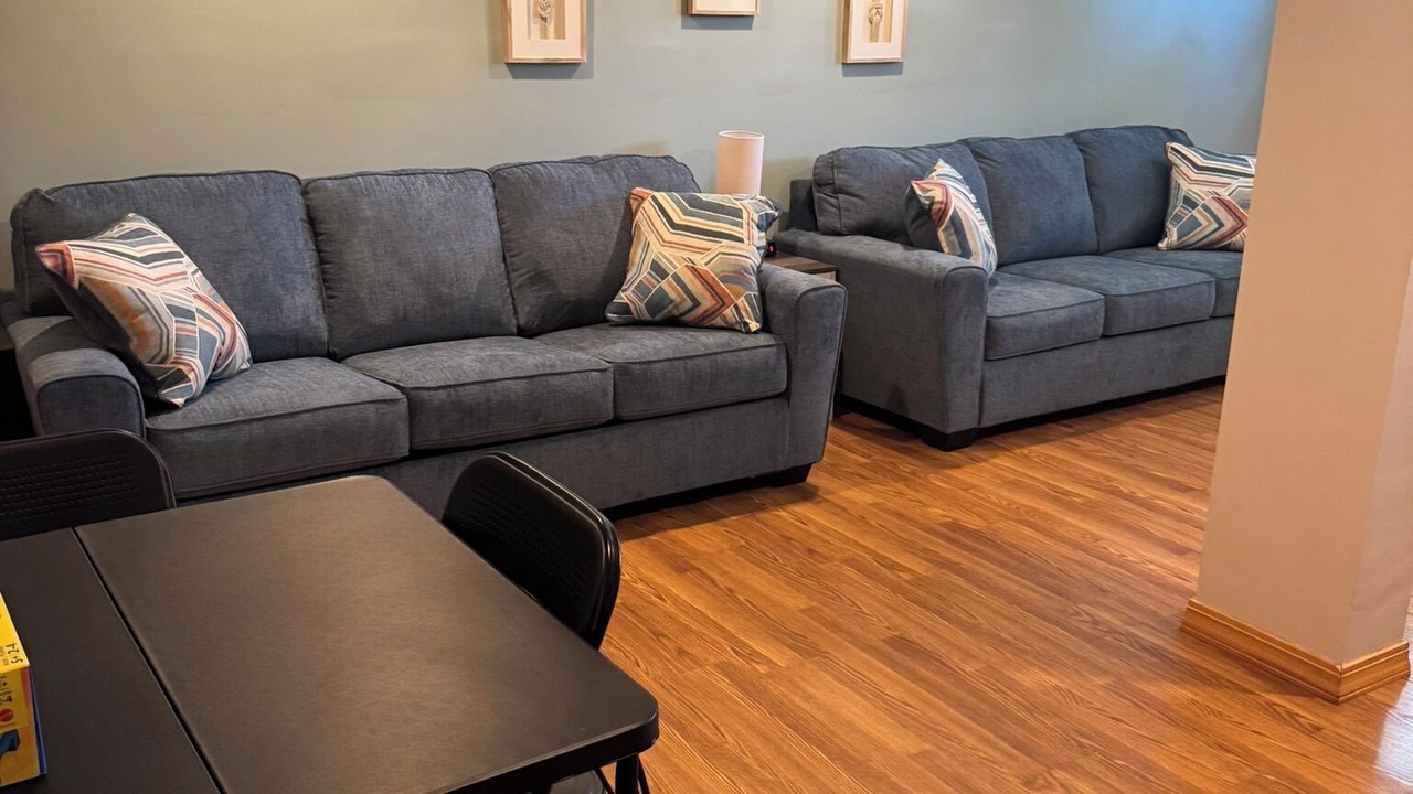 Photo of Livingroom in Dixon