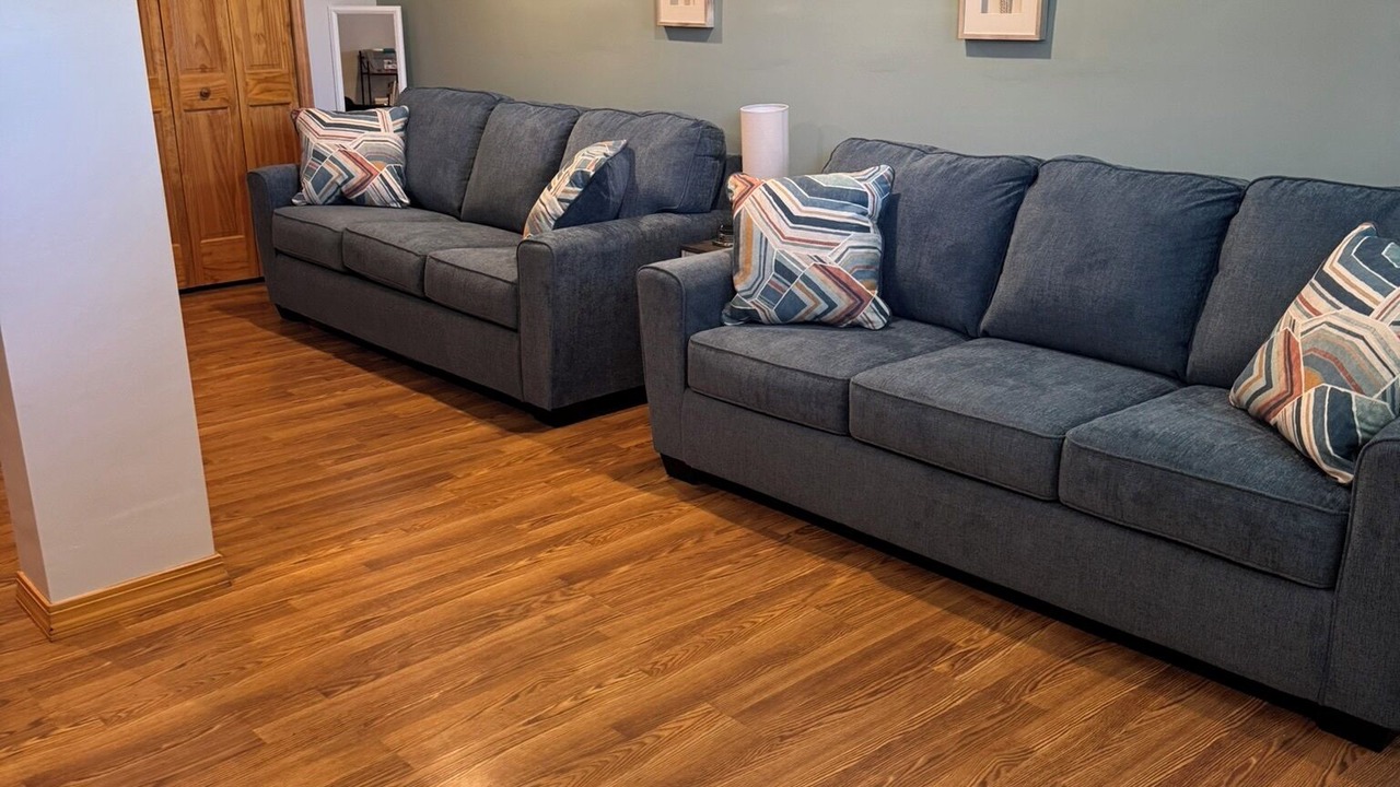 Photo of Livingroom in Dixon