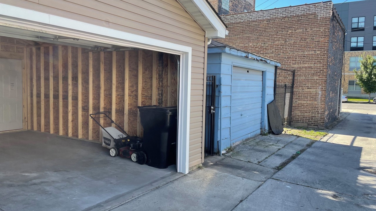 Photo of Outdoor in Chicago