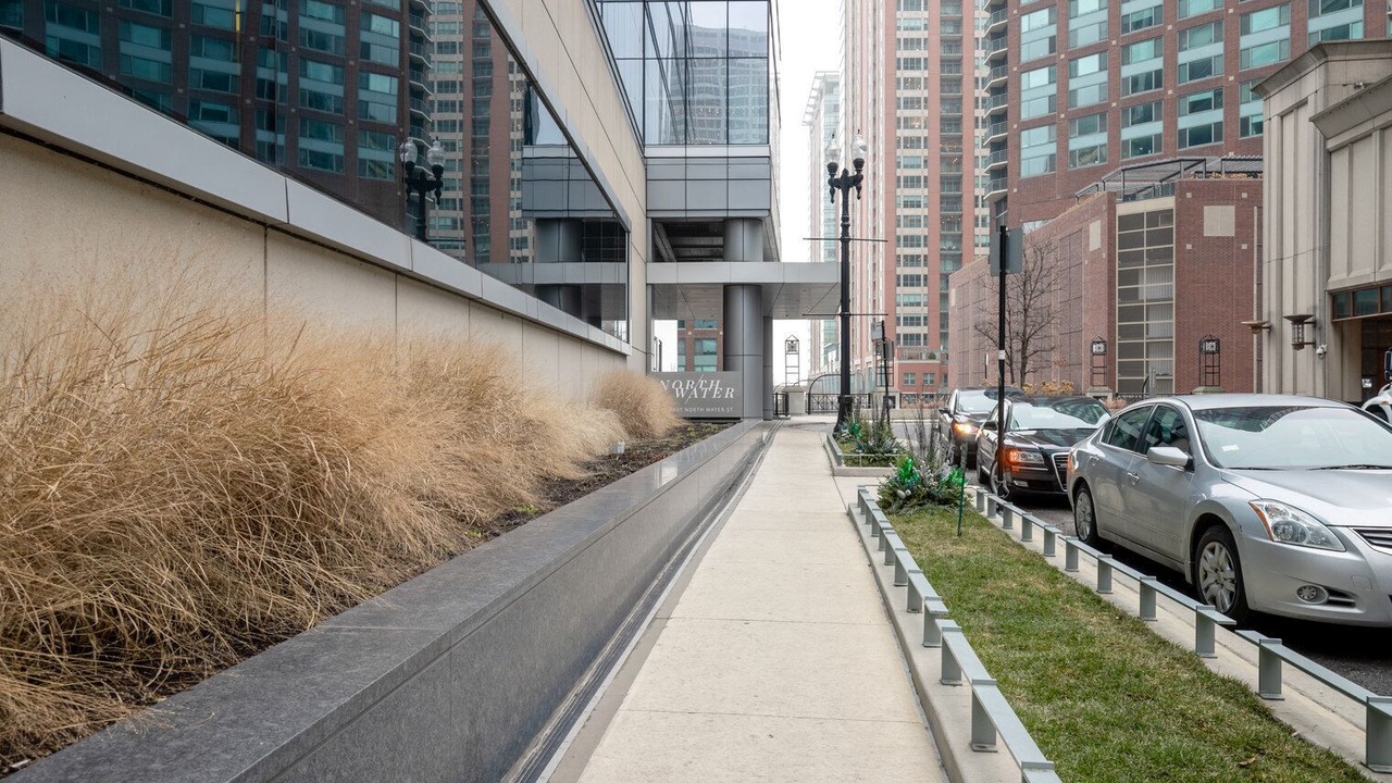 Photo of Outdoor in Streeterville