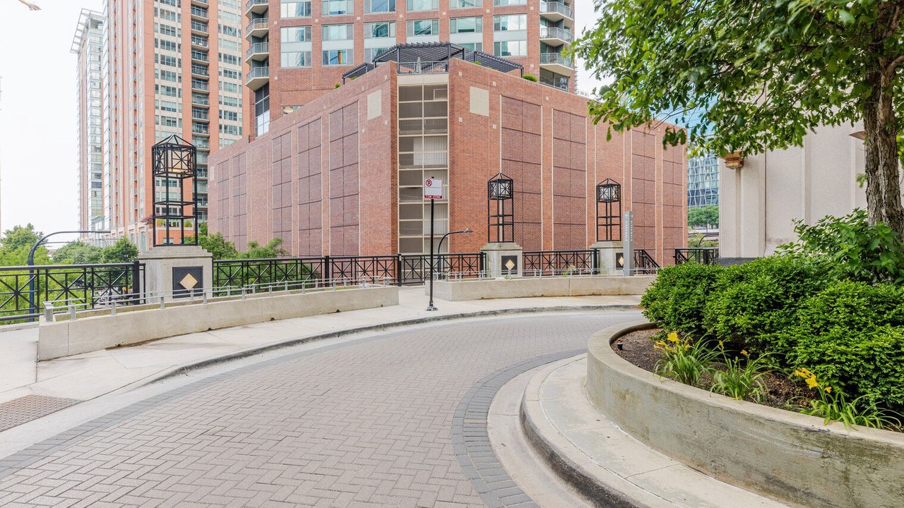 Photo of Outdoor in Streeterville