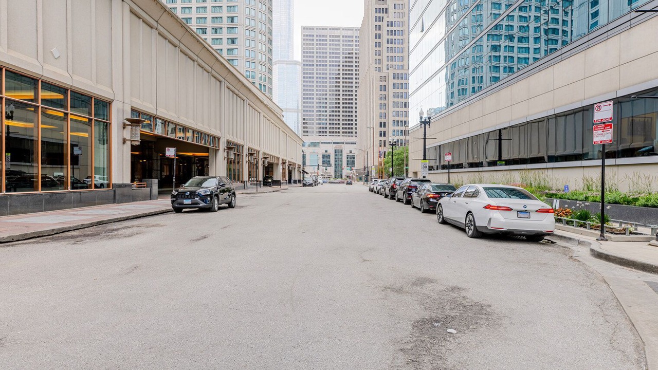 Photo of Others in Streeterville