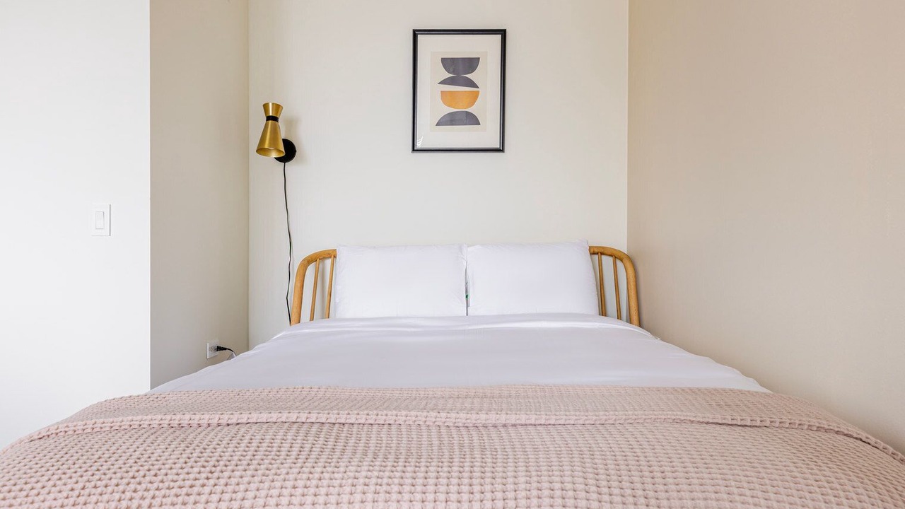 Photo of Bedroom in Streeterville