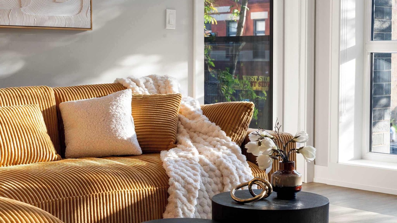 Photo of Livingroom in Tri-Taylor