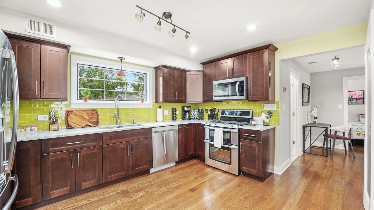 Photo of Kitchen in Bensenville