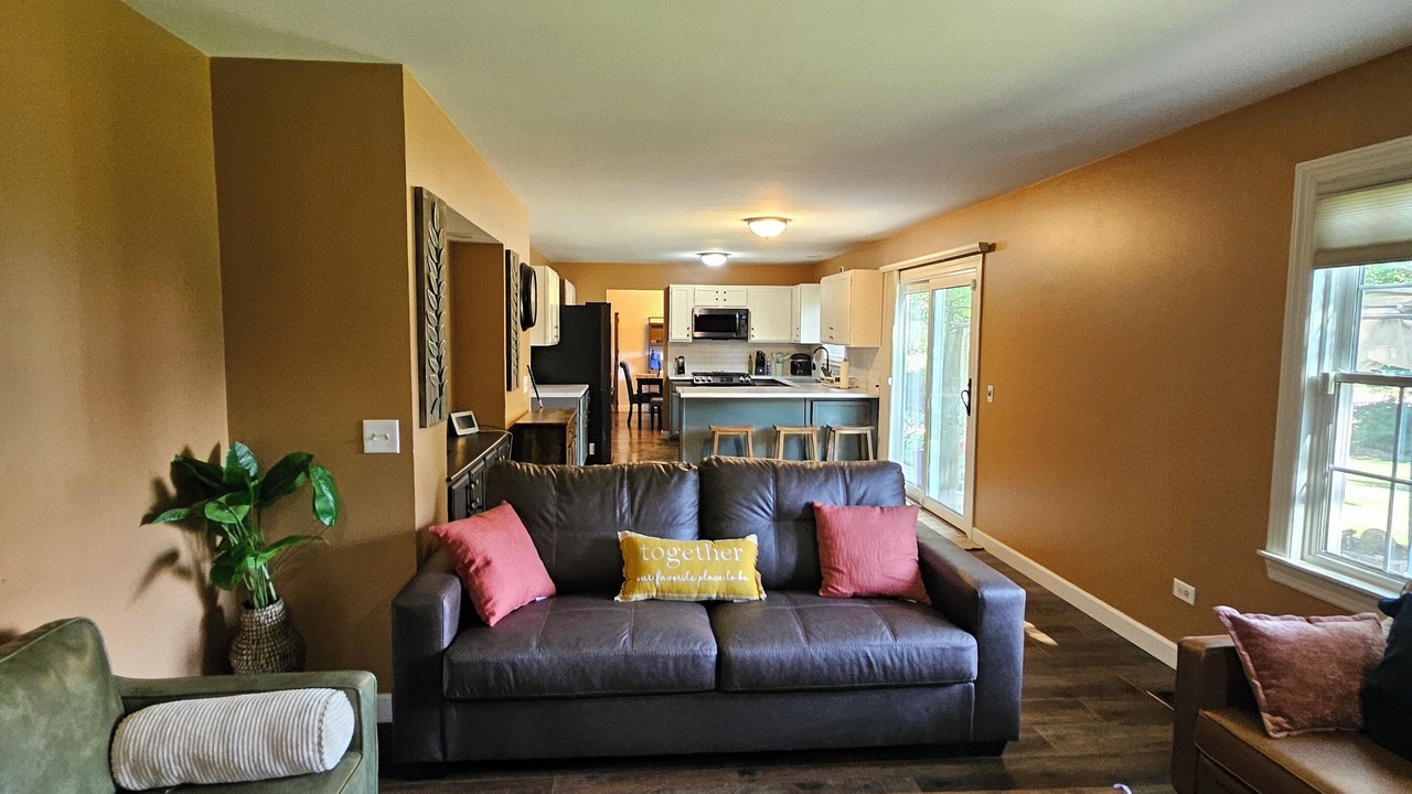 Photo of Livingroom in Gurnee