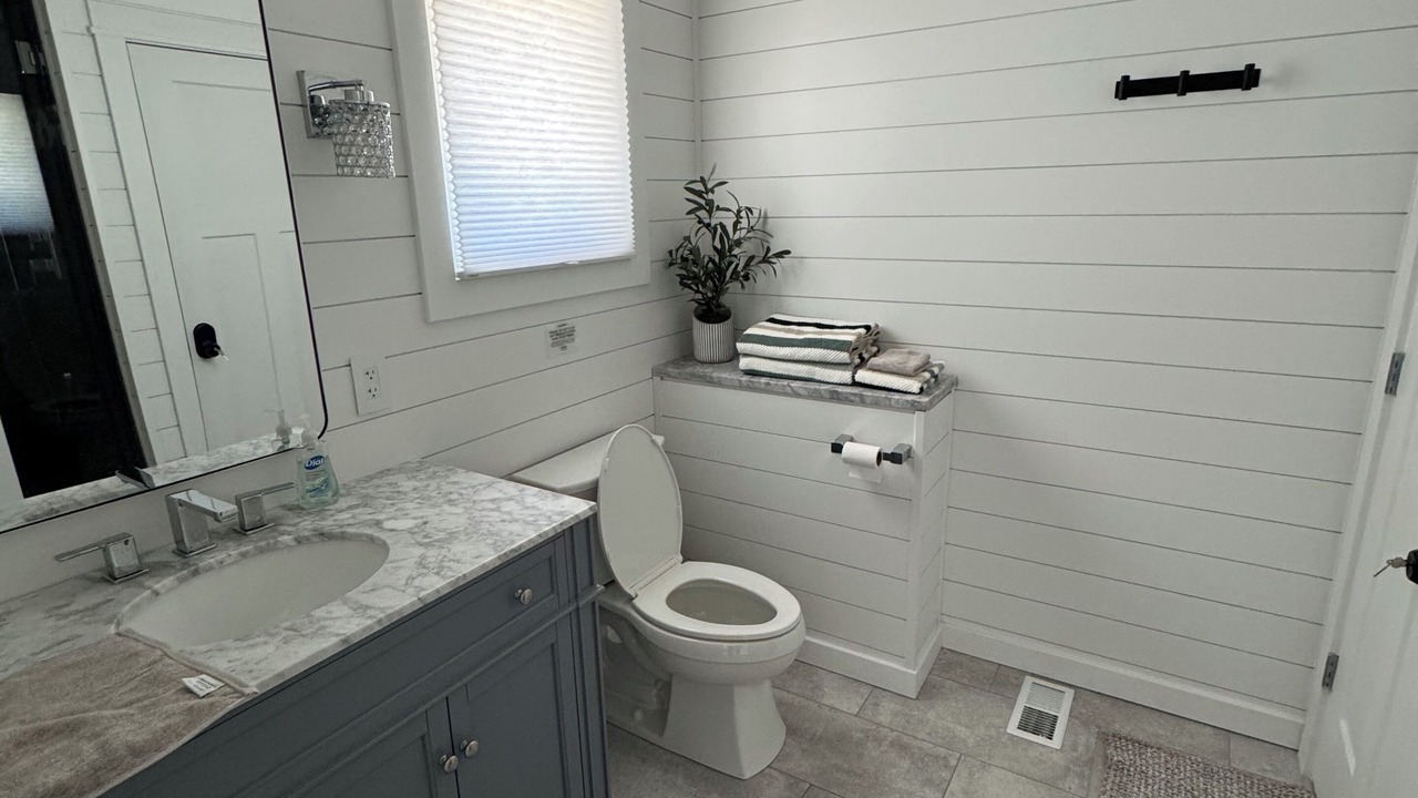 Photo of Bathroom in McHenry