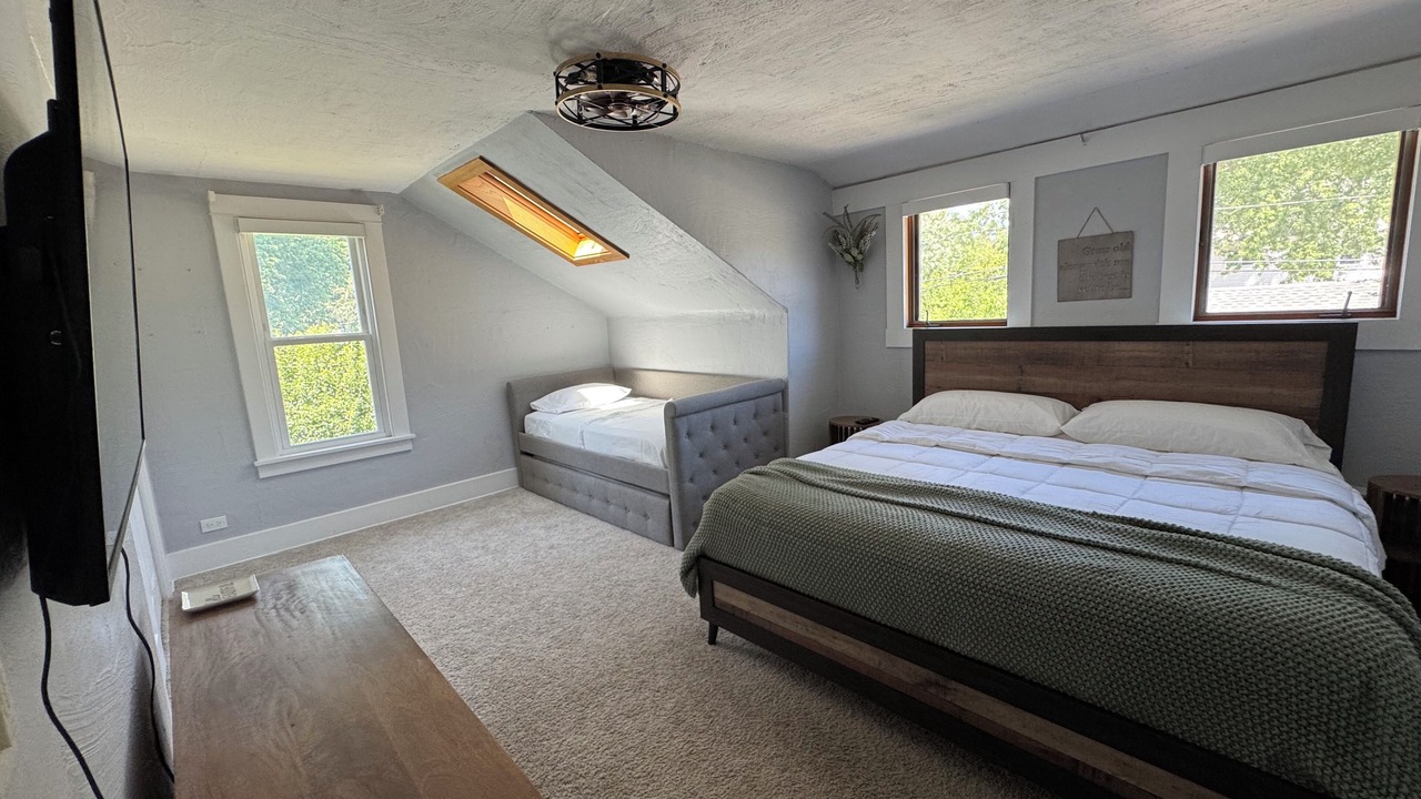 Photo of Bedroom in McHenry