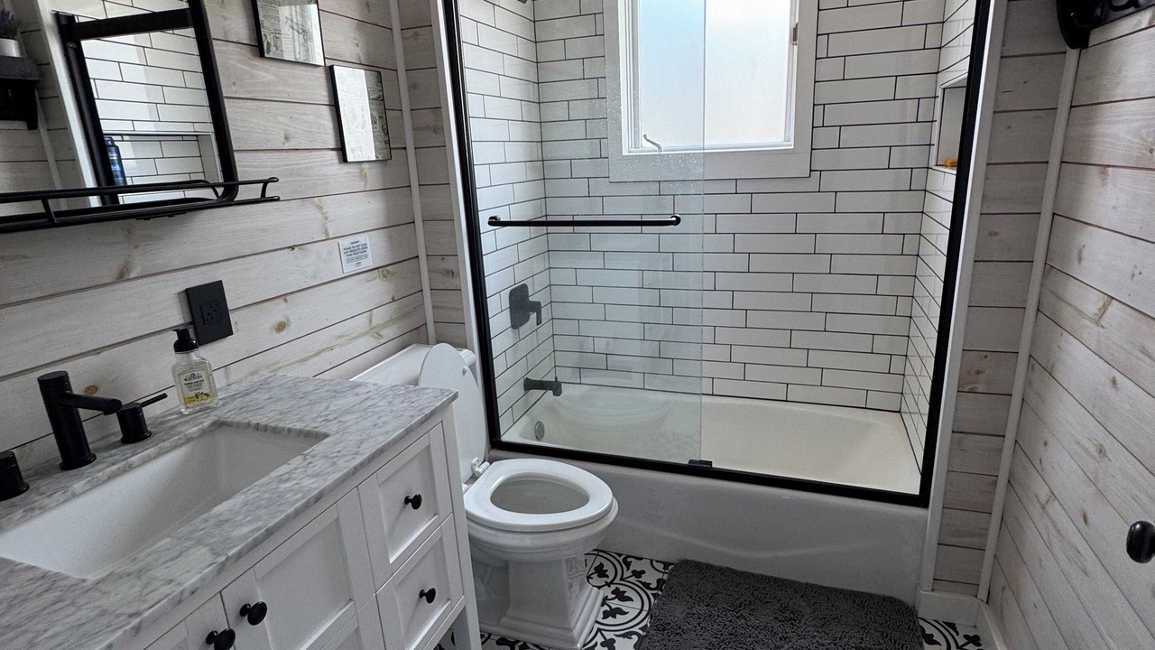 Photo of Bathroom in McHenry