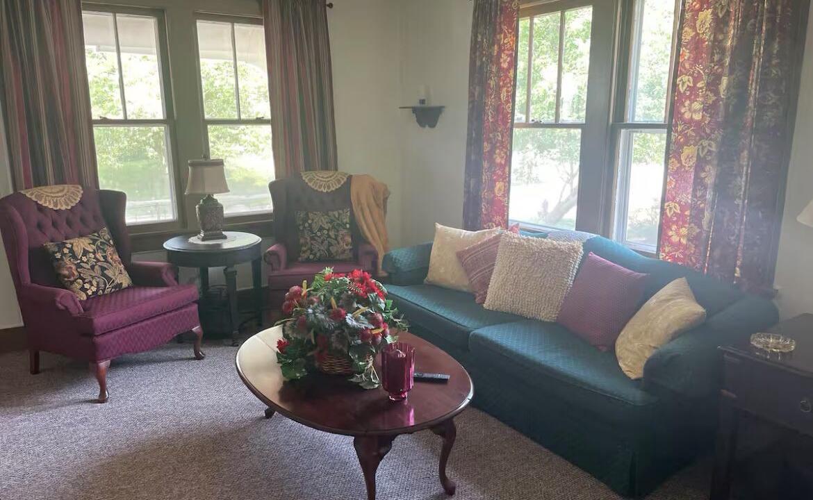 Photo of Livingroom in Quincy