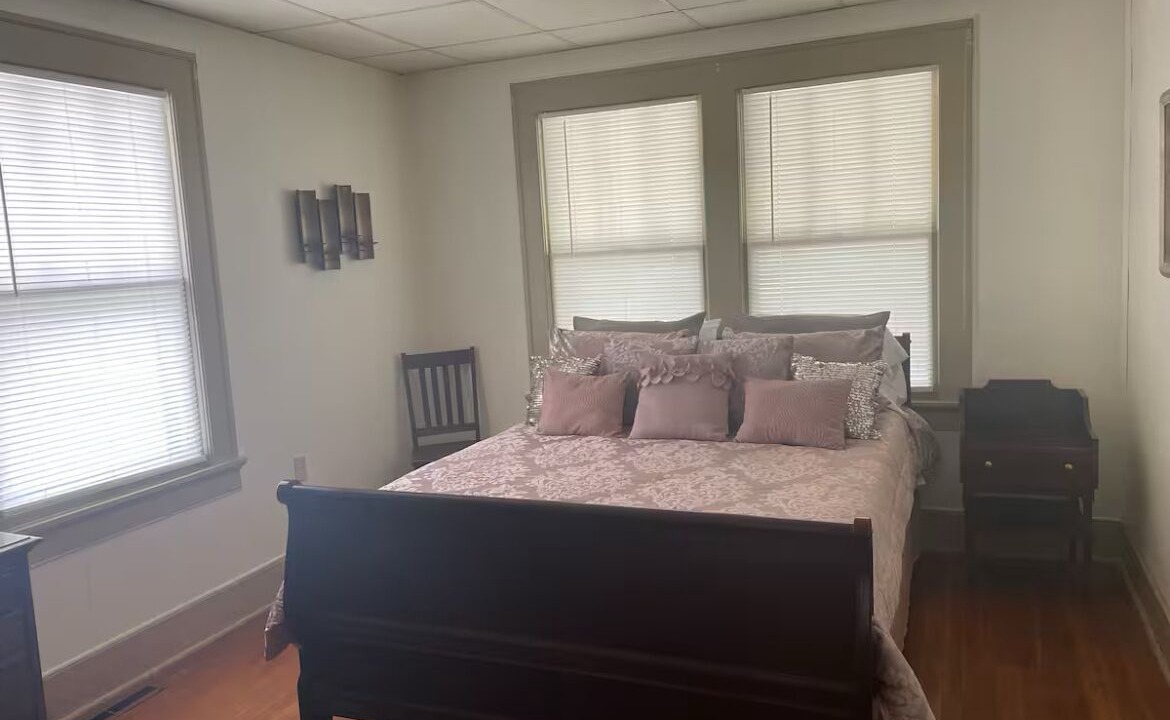 Photo of Bedroom in Quincy