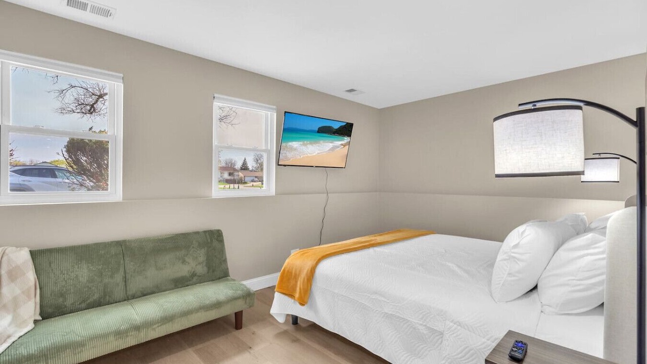 Photo of Bedroom in Streamwood