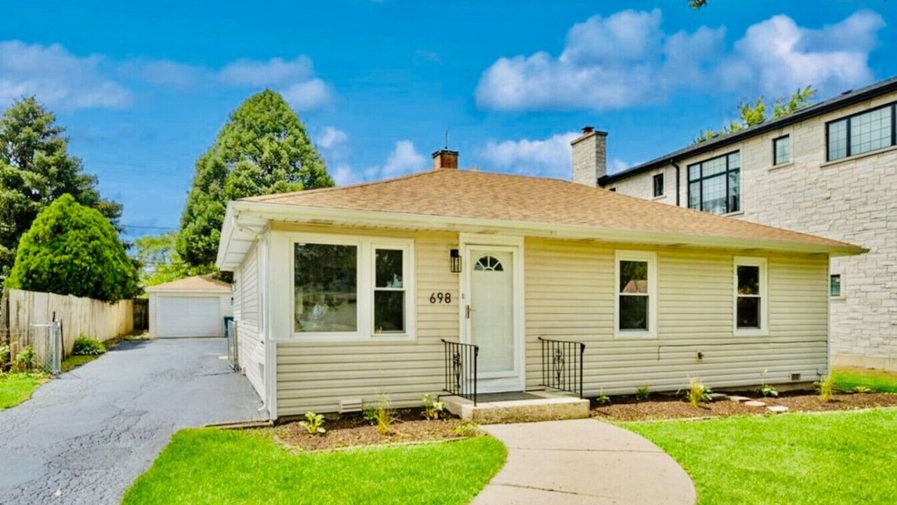 Photo of Outdoor in Elmhurst