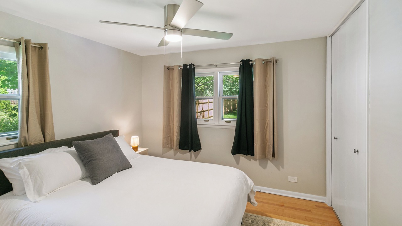 Photo of Bedroom in Libertyville