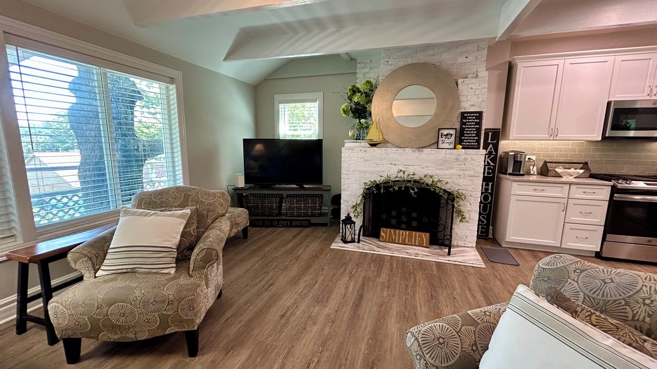 Photo of Livingroom in Wonder Lake