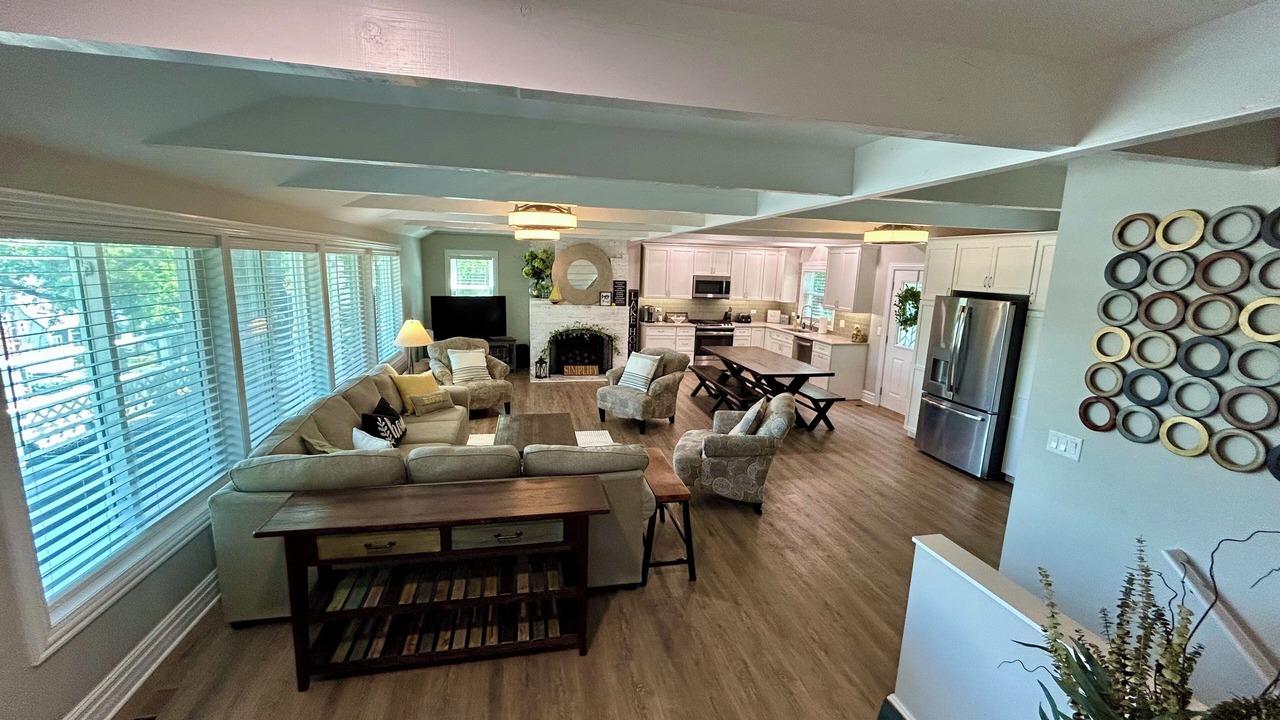 Photo of Livingroom in Wonder Lake