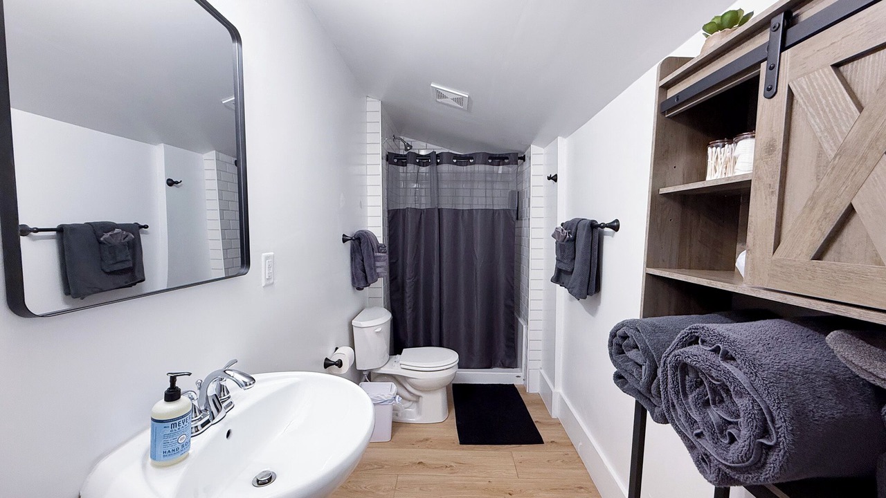 Photo of Bathroom in Urbana