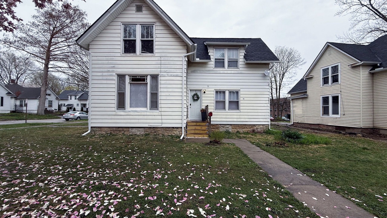 Photo of Outdoor in Urbana