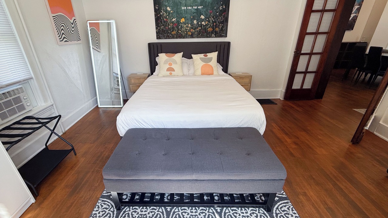 Photo of Bedroom in Urbana