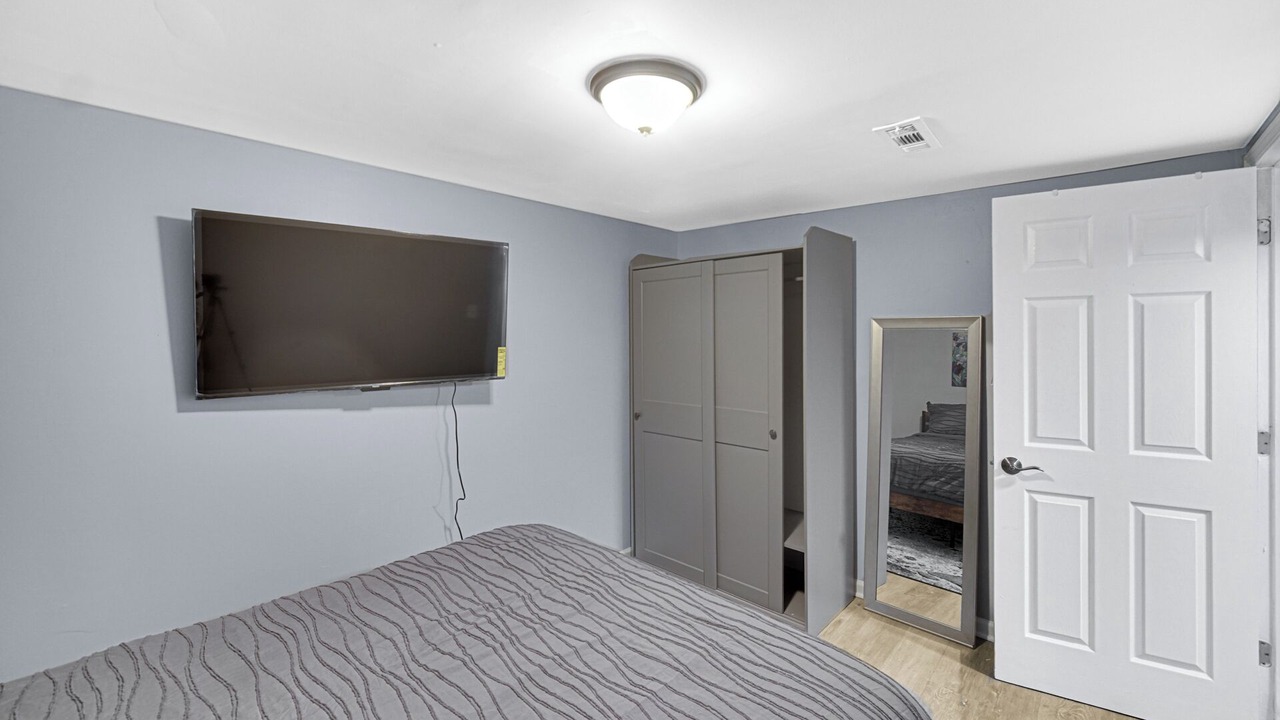 Photo of Bedroom in Woodlawn