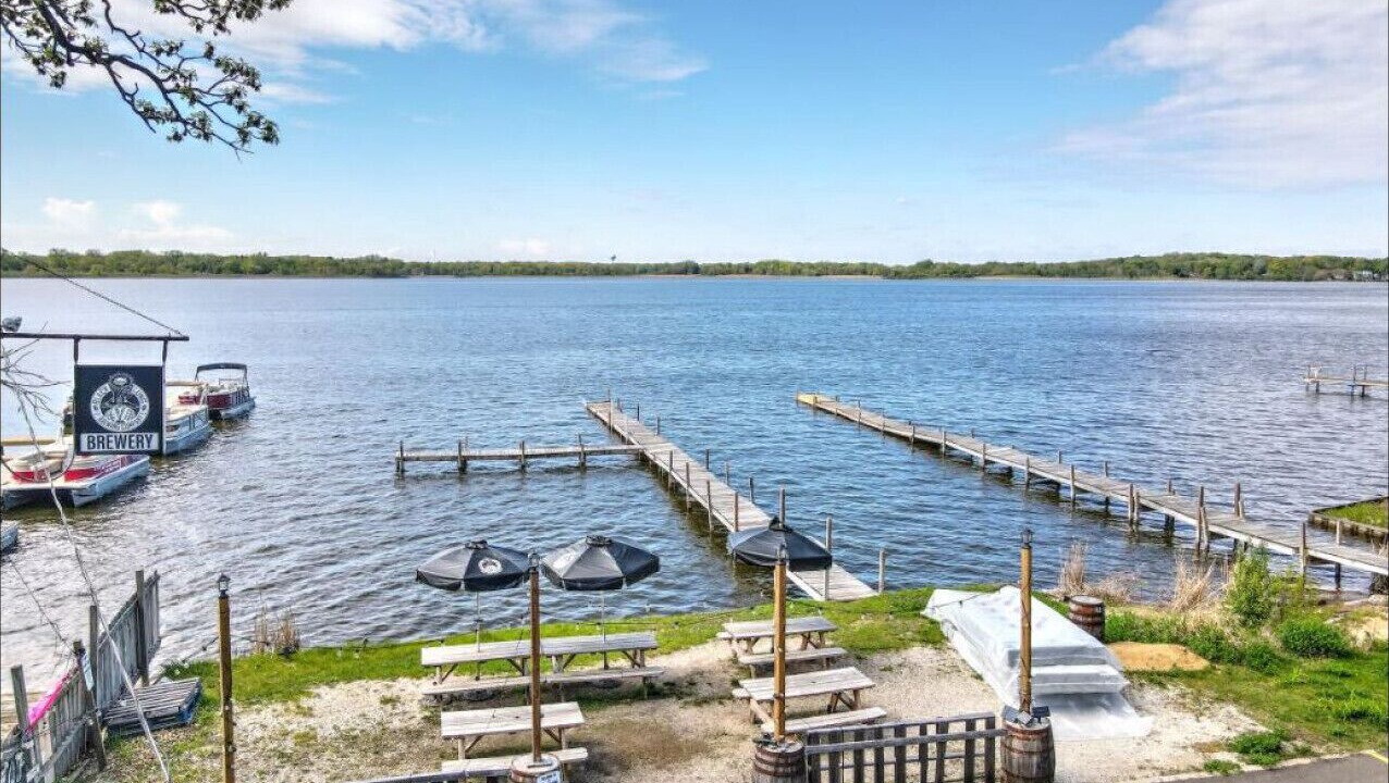 Photo of Others in Fox Lake