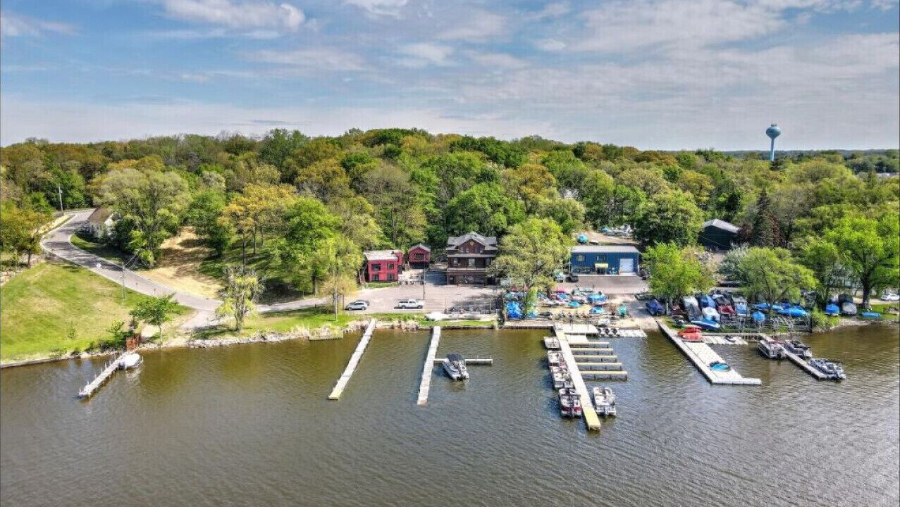 Photo of Others in Fox Lake