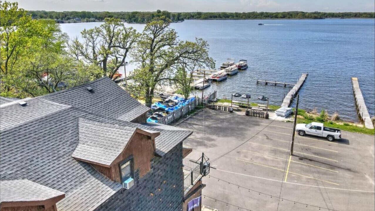 Photo of Others in Fox Lake