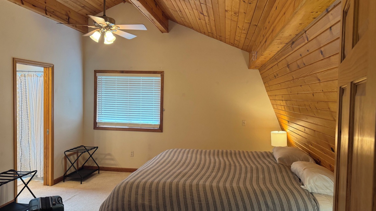 Photo of Bedroom in Adair