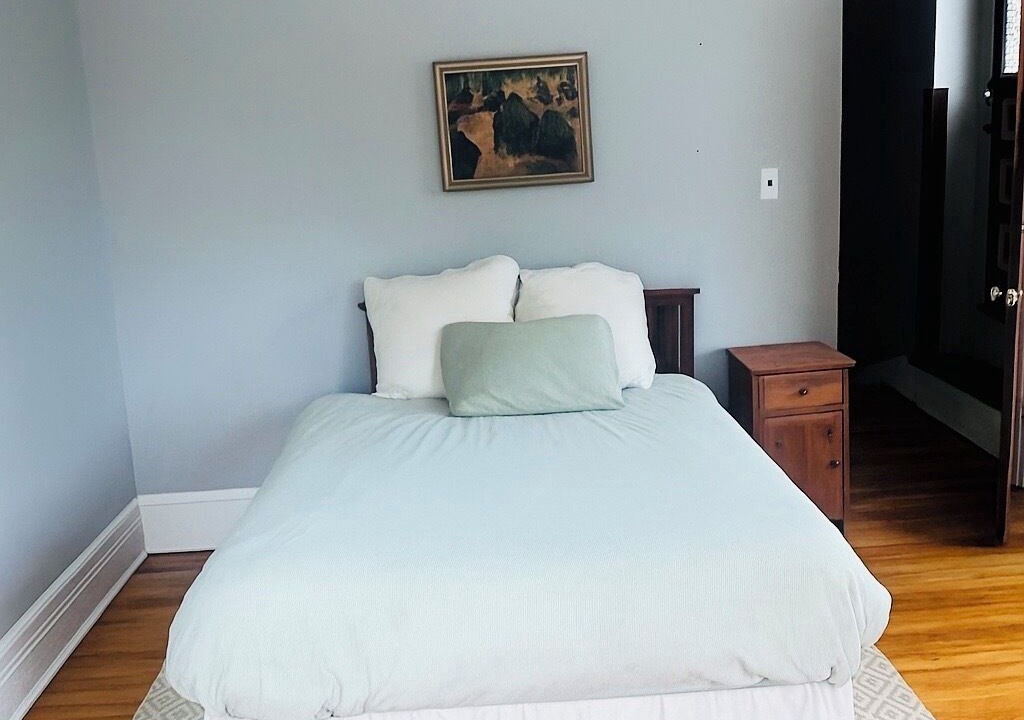 Photo of Bedroom in Hyde Park
