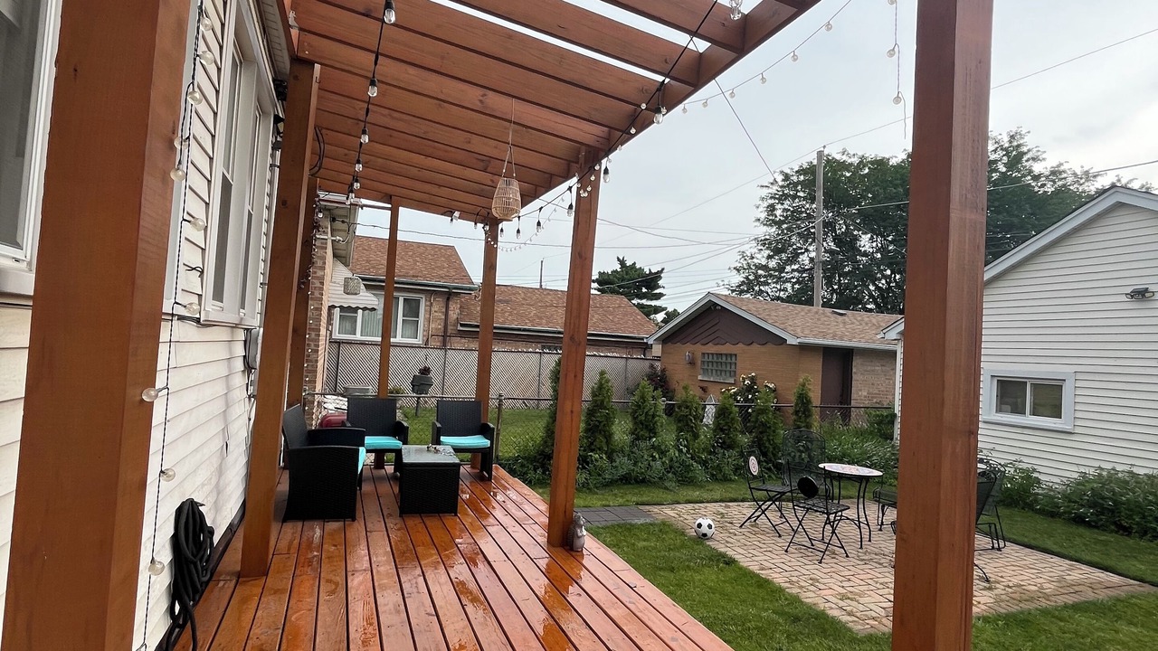 Photo of Outdoor in West Lawn