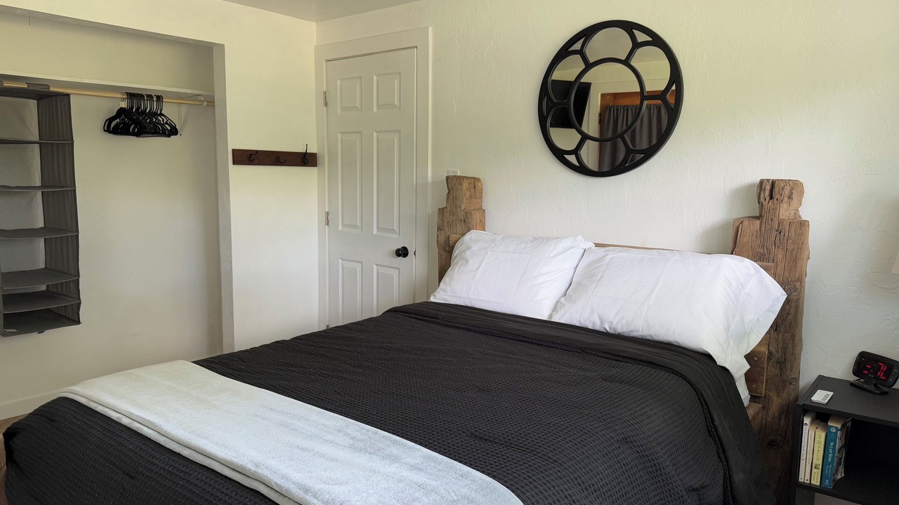 Photo of Bedroom in Nauvoo