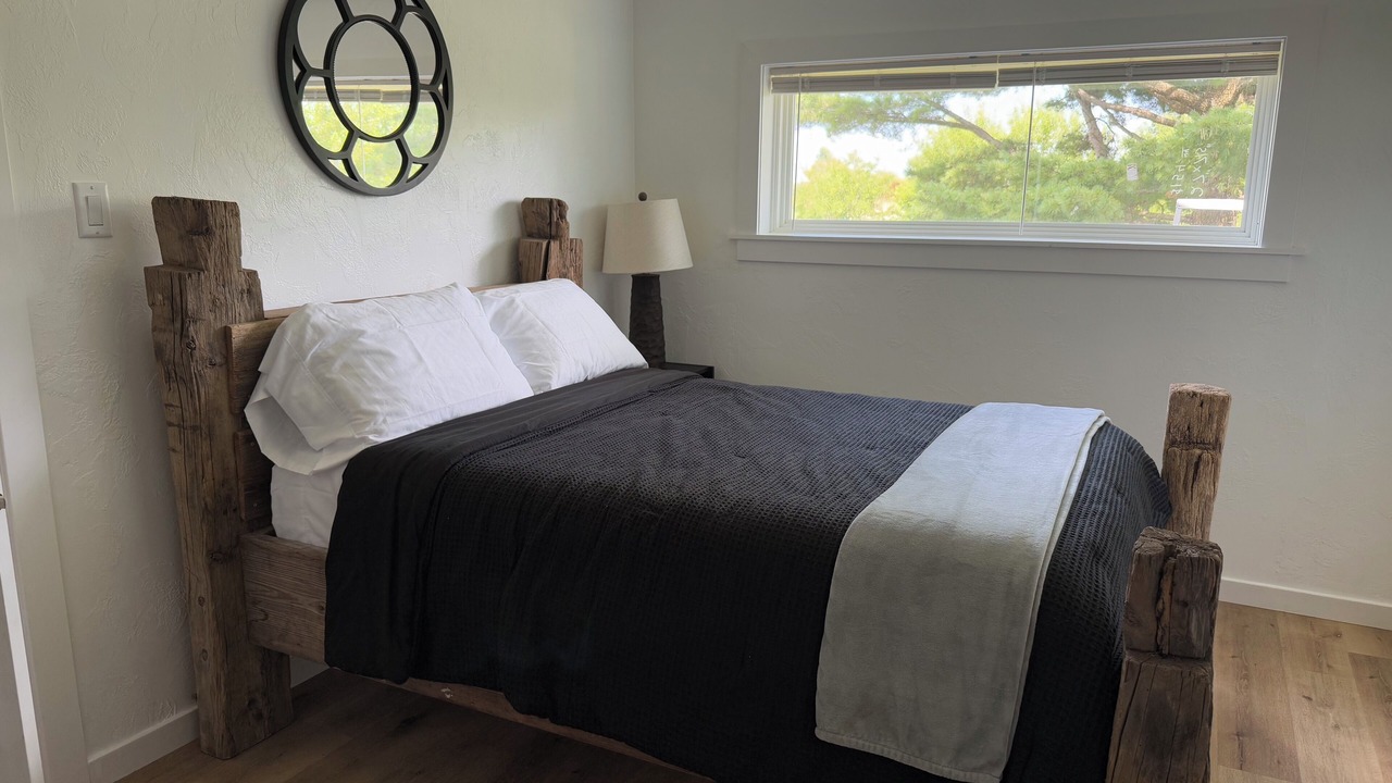 Photo of Bedroom in Nauvoo